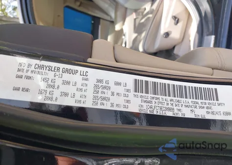 2014 Jeep Grand Cherokee Overland из США, поврежденный, VIN 1C4RJFCT9EC209899